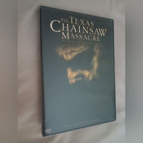 Texas Chainsaw Massacre 2003 Version - Picture 1 of 2